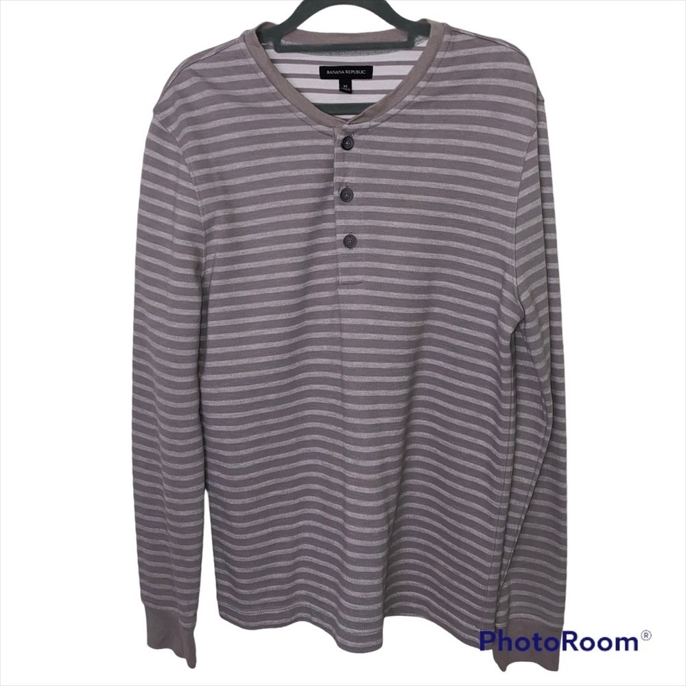 Banana Republic Striped Gray Henley Shirt Size Medium